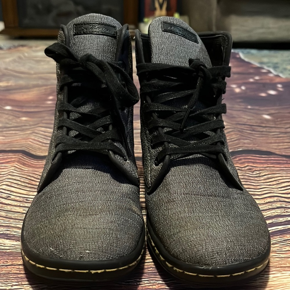 Women’s Doc Marten Shoreditch